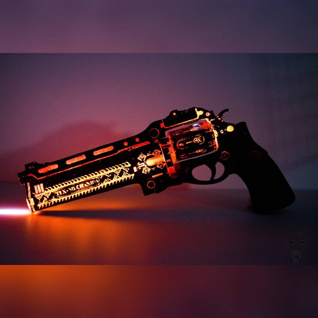 Hunters Golden Gun LED Prop
