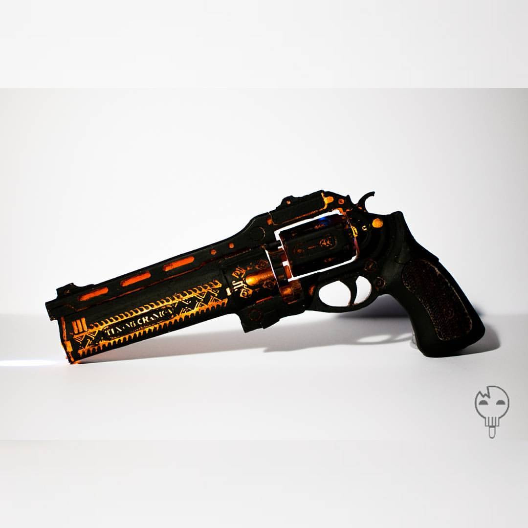 Hunters Golden Gun LED Prop