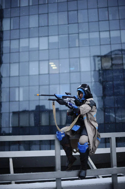 Ana's Biotic Rifle cosplay prop