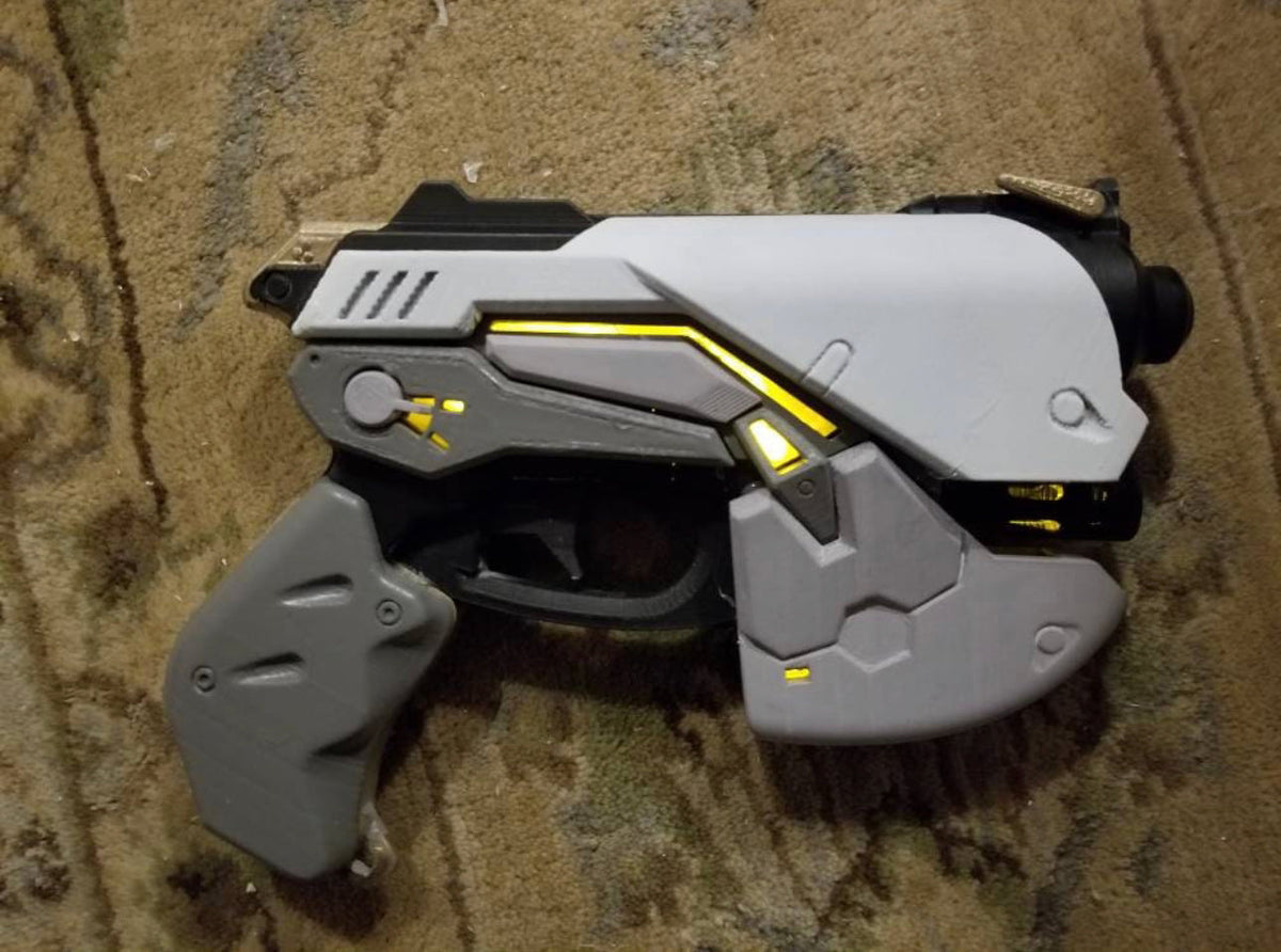 DVa Pistol