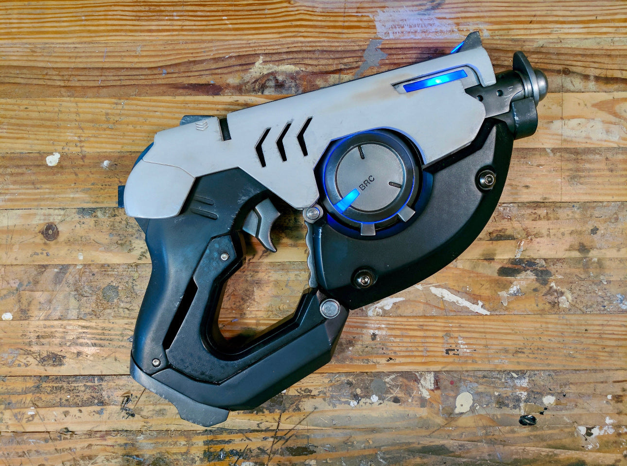 2x Tracer Gun